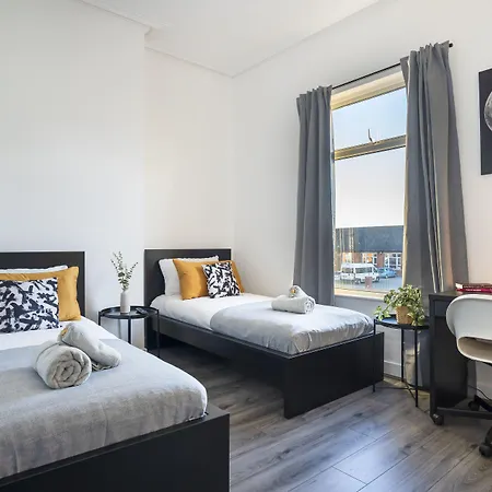 'isimi Luxurious 4 Bed 4 En-suite House Cumbria * בארו אין פרנס