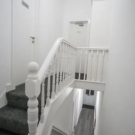 'isimi Luxurious 4 Bed 4 En-suite House Cumbria מלון דירות בארו אין פרנס