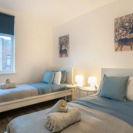 'isimi Luxurious 4 Bed 4 En-suite House Cumbria מלון דירות בארו אין פרנס